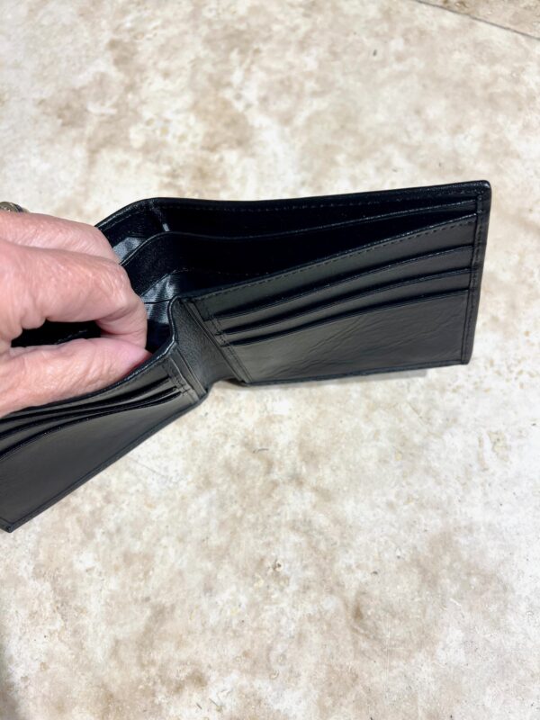black stingray wallet