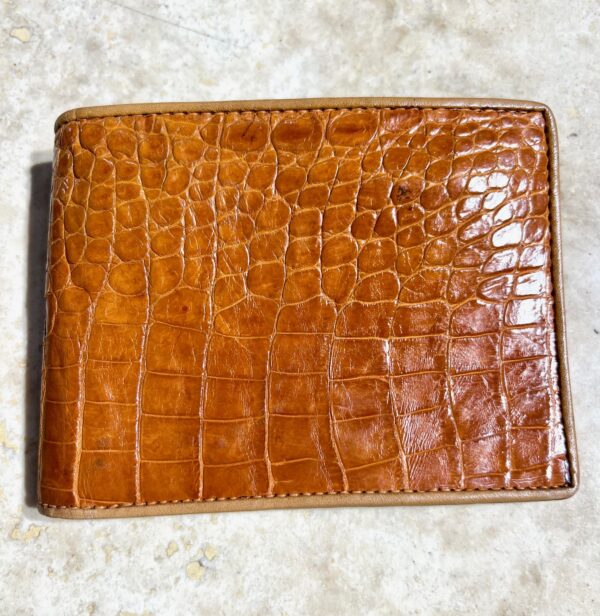 alligator wallet