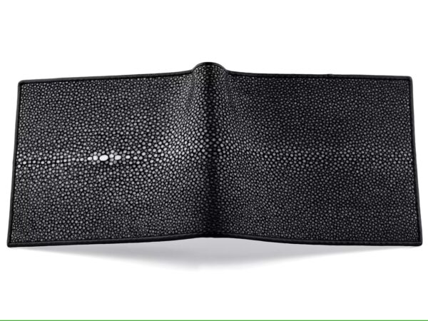 black polished stingray wallet