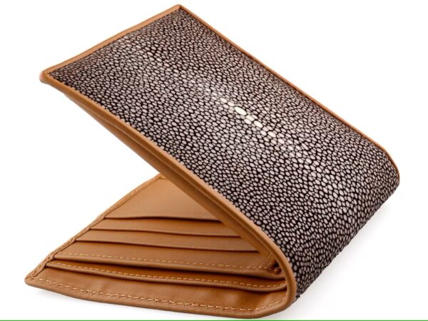 stingray wallet